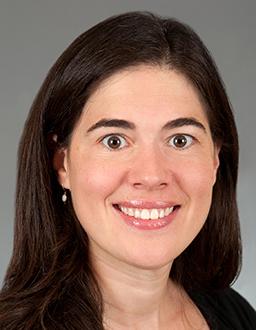 Caitlin Rollins headshot