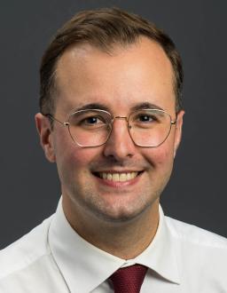 Headshot of Daniel Diaz-Gil