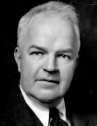 Dr. Bronson Crothers headshot