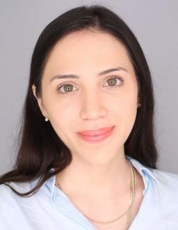 Headshot of Elif Ozdogan